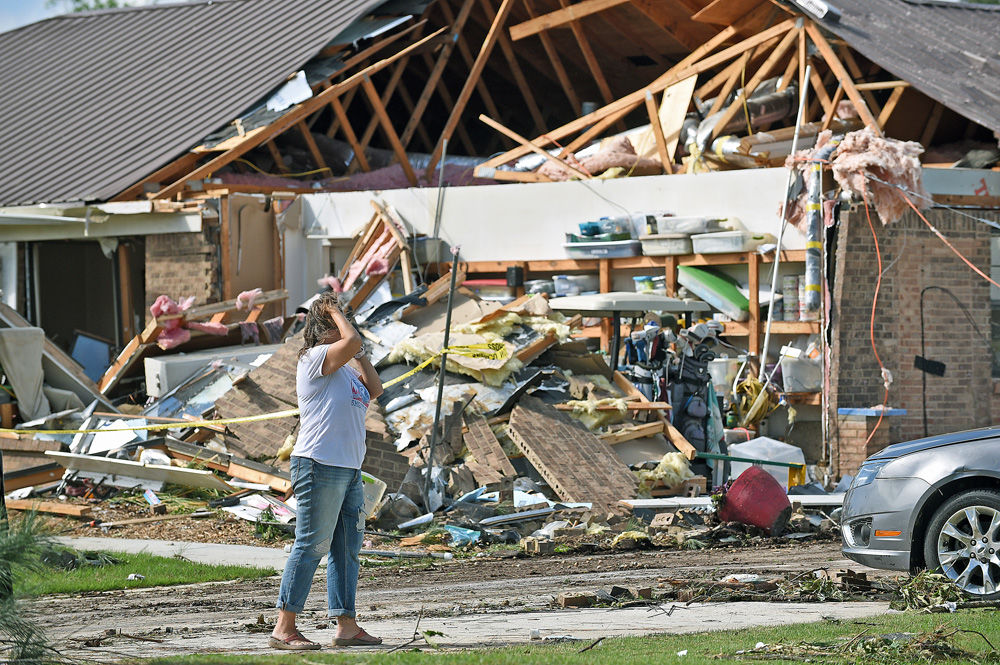 Tornado damages Eufaula
